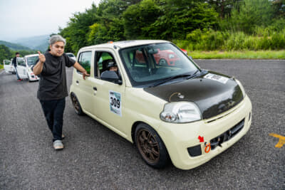 ダイハツ「エッセ」の顔は「ミラ」とのニコイチ！ 軽カーだけの本気