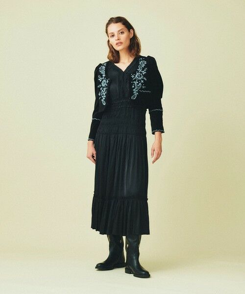 セール】 ショート刺繍ジャケット （ノーカラージャケット）｜GRACE