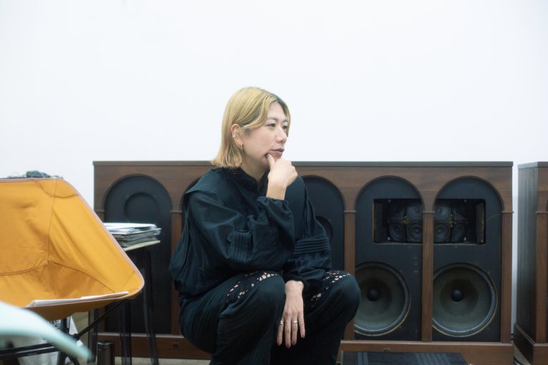 10年後はないかもしれない」大友良英、60代半ばで到達したギター