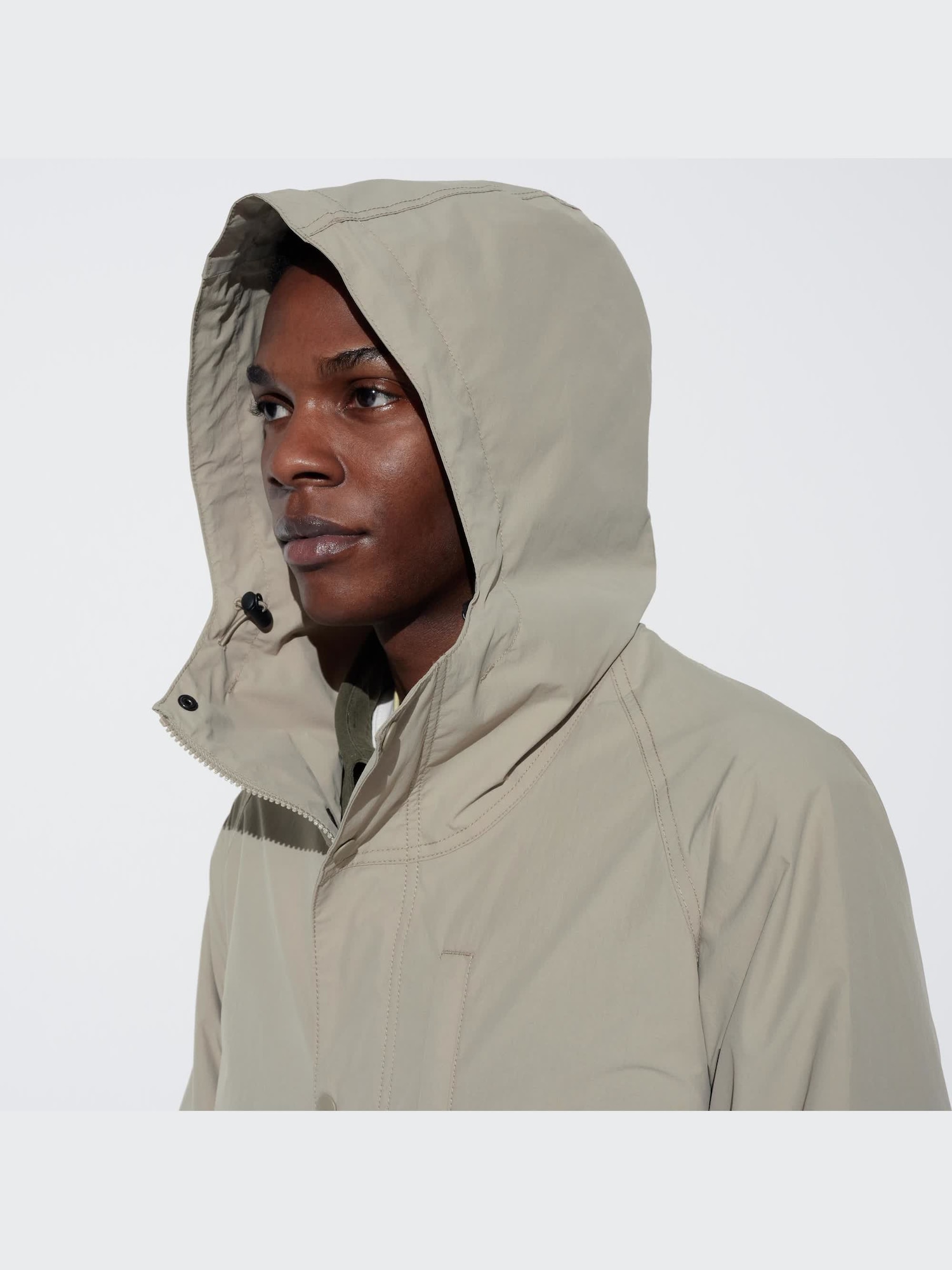 ユニクロ公式 | ウィンドプルーフフーデッドコート