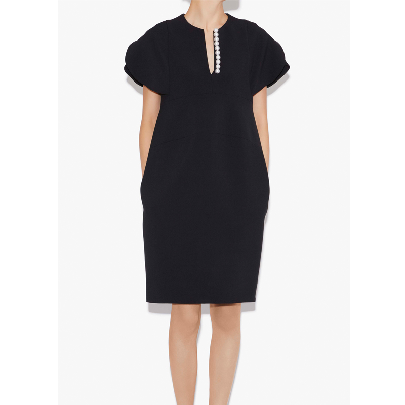 祝・ご結婚！滝川クリステルさんの会見衣装はVERY世代に人気のTPO服