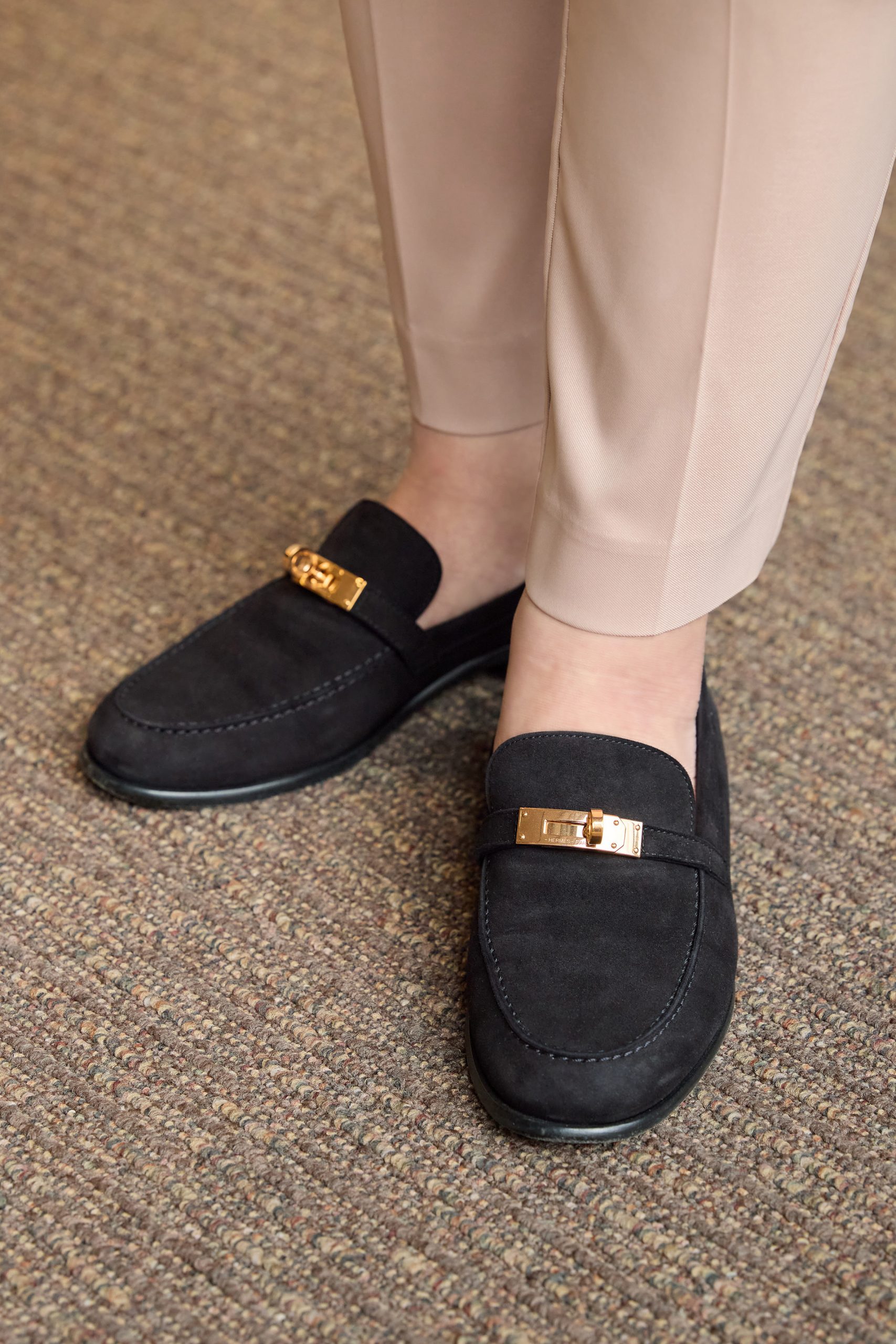 エルメスが特に人気！キレイめ派のブランド「ローファー」SNAP4選 | VERY