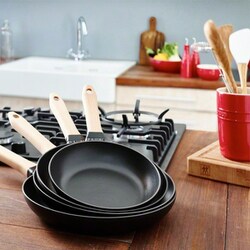 ヨドバシ.com - ストウブ STAUB ウッドハンドル フライパン 26cm IH