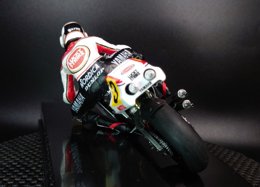 ウェインレイニー1989 YZR500 ヤマハ ラッキーストライクロバーツ