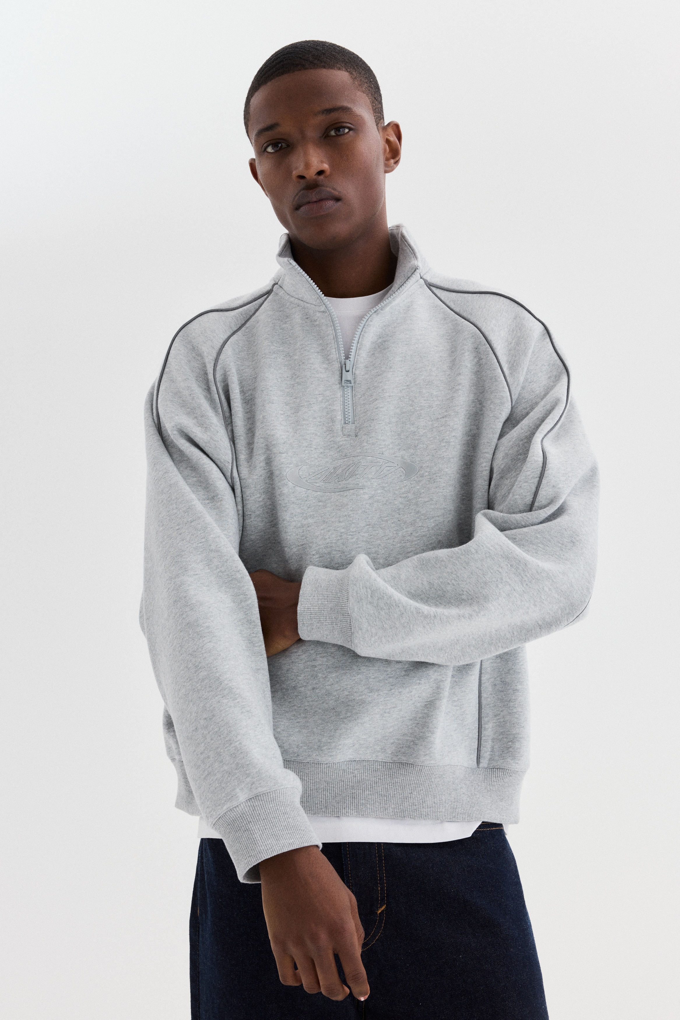 Loose-Fit Half-Zip Sweatshirt - Gray melange/Akito - Men | H&M US