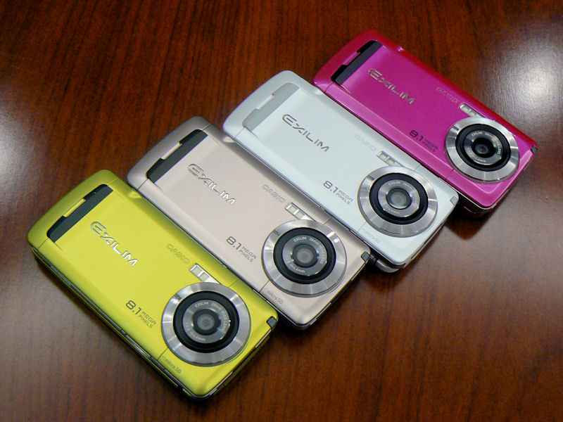 EXILIMケータイ W63CA」のカメラ機能は“ここ”が進化した：荻窪圭が聞く