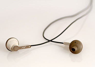 ホーンスピーカーの理論を応用、ファイナルオーディオ“Piano Forte II