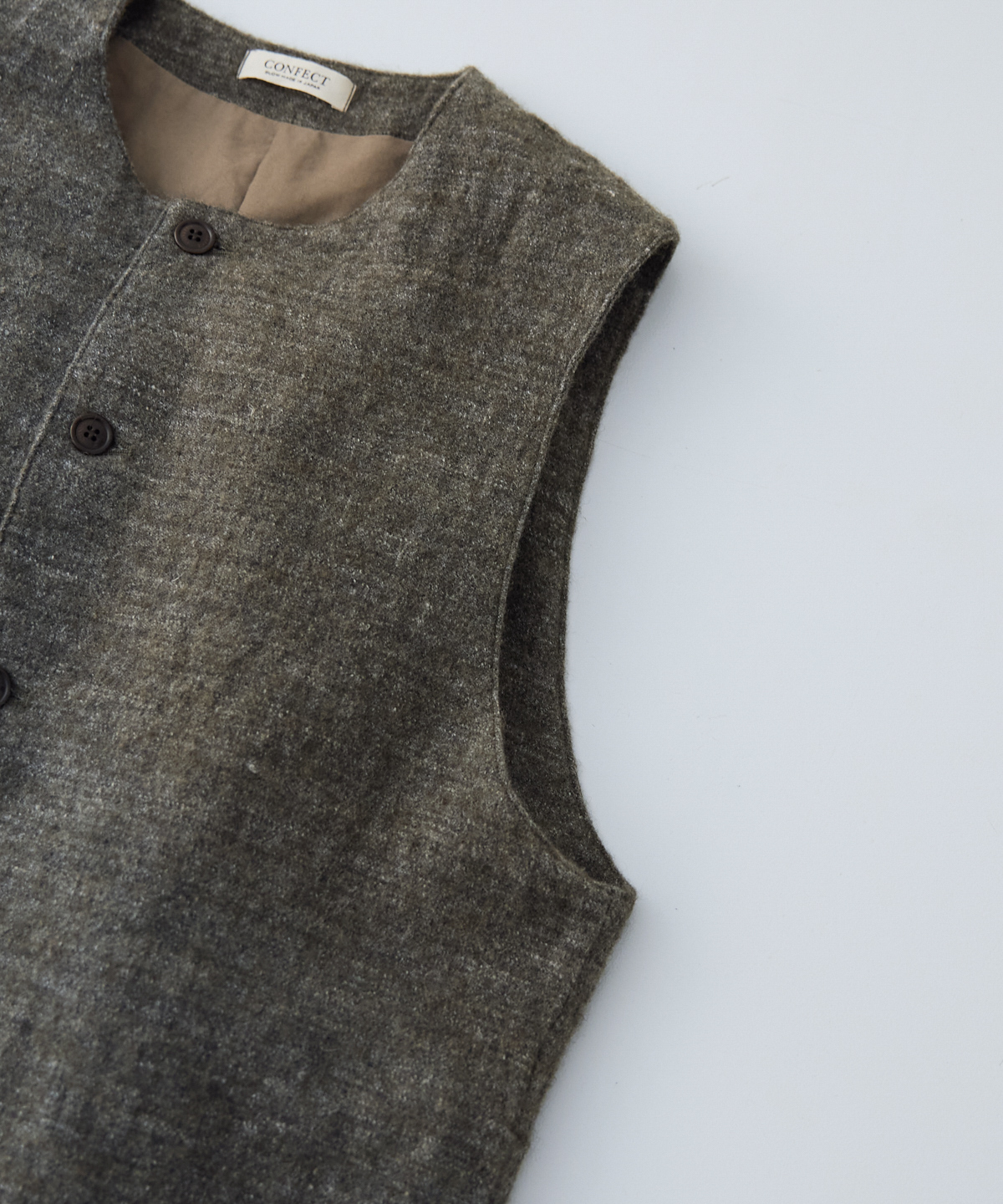 ウールリネン クルーネックベスト｜nest Robe / CONFECT ONLINE SHOP