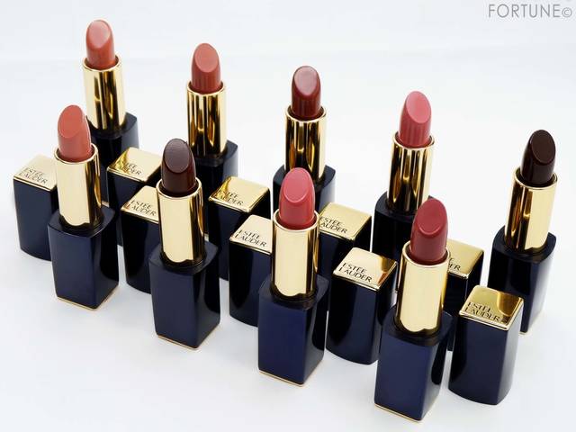 エスティ ローダー》から「ピュア カラー エンヴィ リップスティック