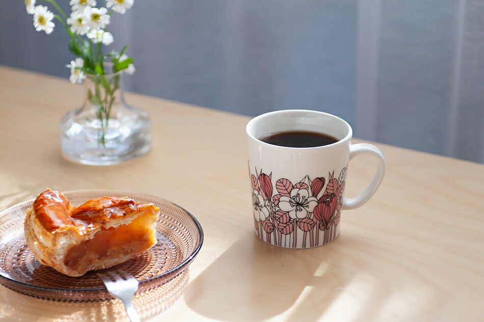 クロッカス／Krokus（アラビア／ARABIA） フリーデザイン ｜ 北欧