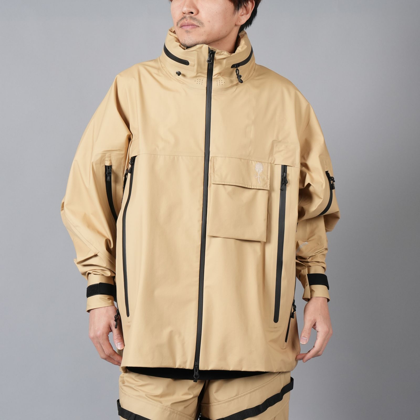 SkXQKW4Apxsq.jpg?width=768