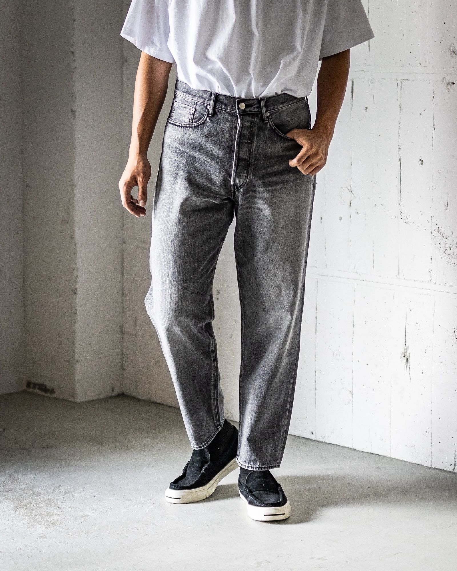 Selvage Denim Five Pocket Tapered Pants | MARK