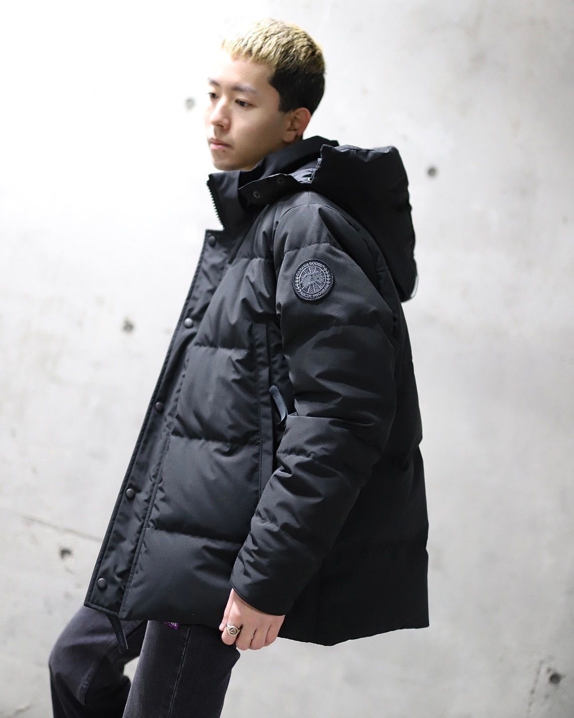 CANADA GOOSE カナダグース 新作Wyndham Parka BLACK LABELスタイル