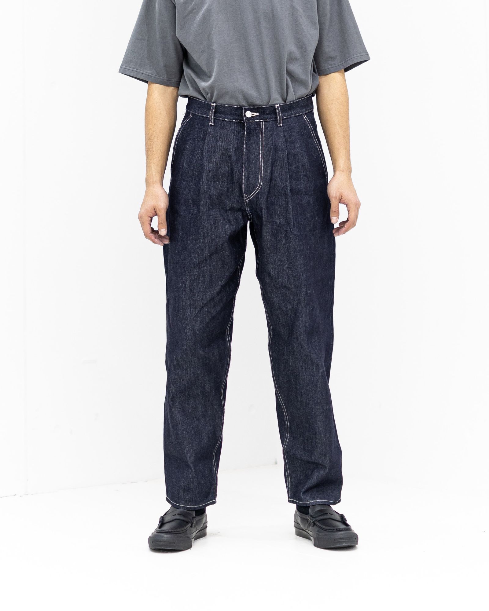 Graphpaper - グラフペーパー Selvage Denim Two Tuck Tapered Pants