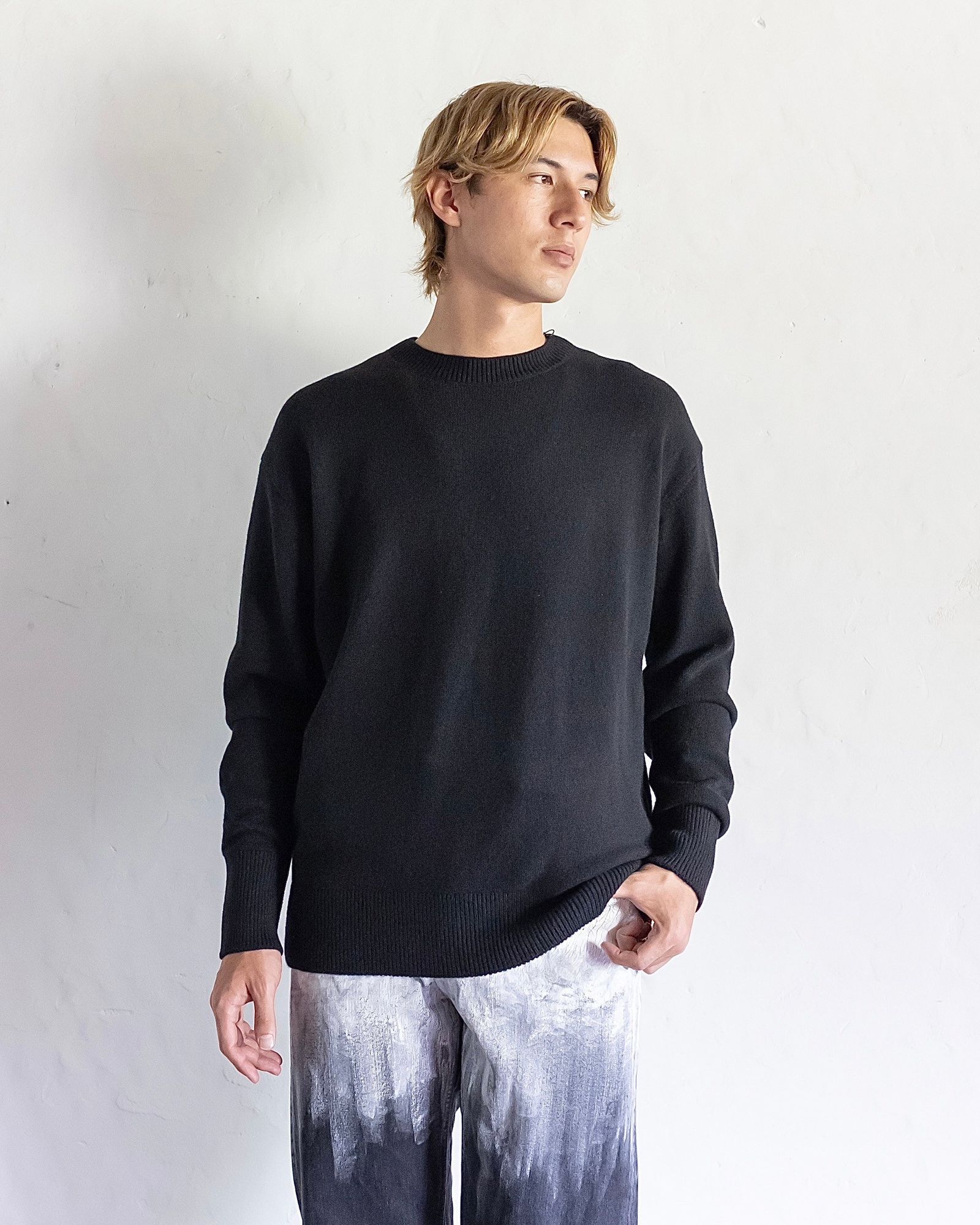 YOKE PAINTED ELBOW PATCH SWEATER(BLACK)スタイル 8月24日(土)新作