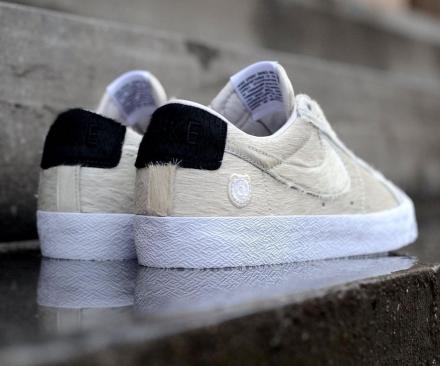 国内12月26日発売予定】メディコム トイ × ナイキ SB ブレーザー ロー