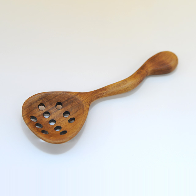 山桜の木の手彫り「煮豆スプーン」