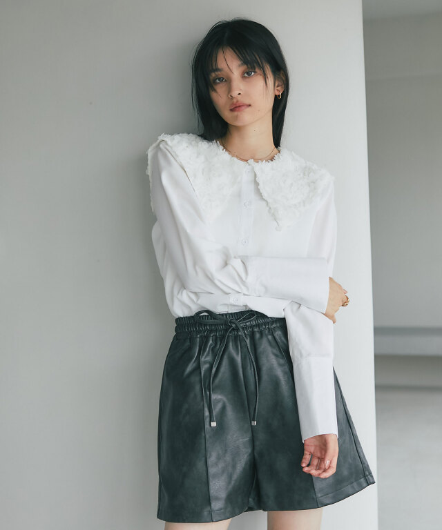 花びら衿トップス