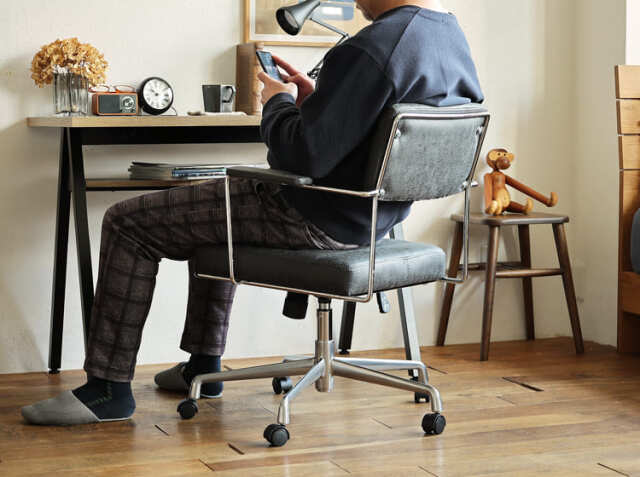 デスクチェア form（フォーム）133｜北欧・ヴィンテージインテリア