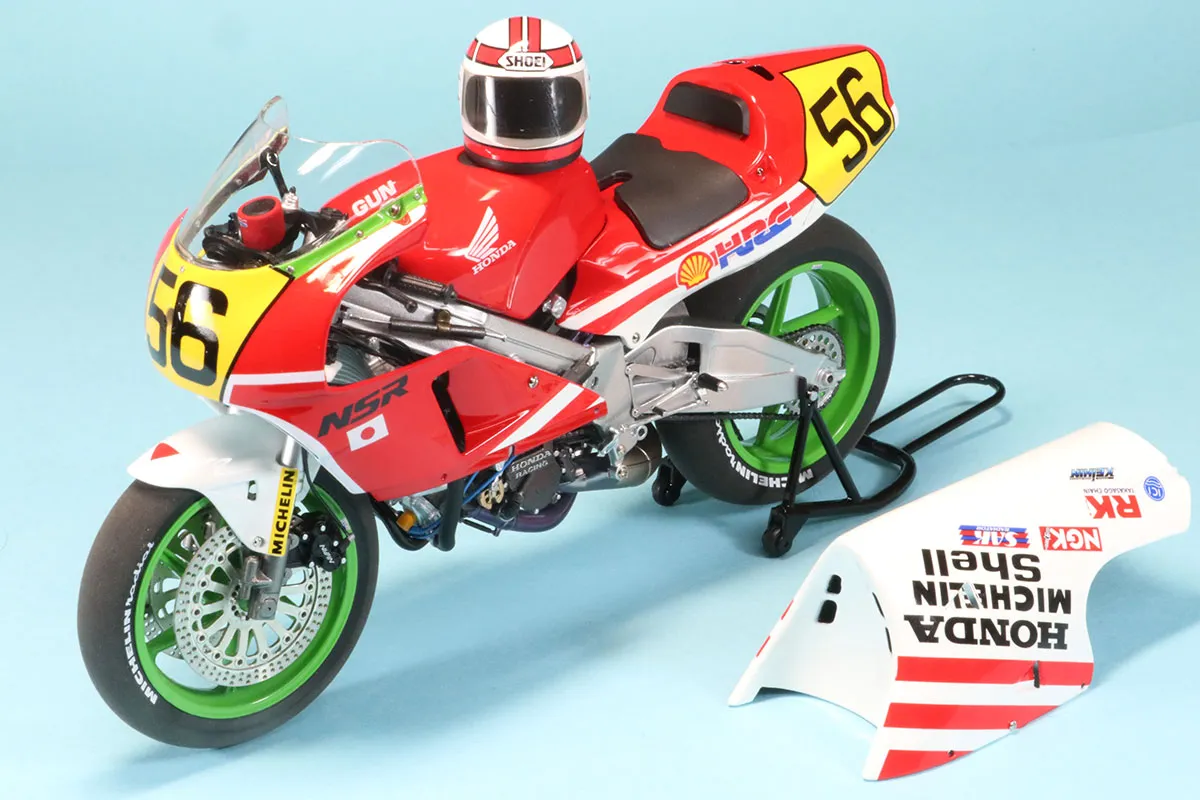 オートアート 1/12 ホンダ NSR 500 WGP500 No.56 「バリバリ伝説