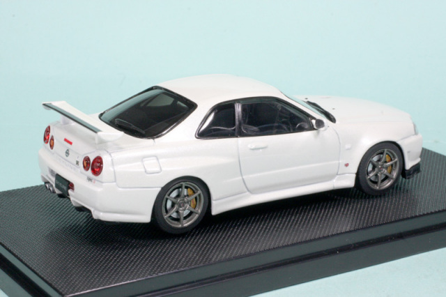 エブロ 1/43 ニッサン スカイライン GT-R R34 Vスペック2 ホワイト