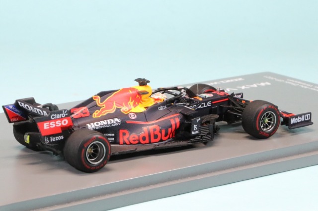 スパーク 1/43 レッドブル RB16B アブダビGP 2021 M.フェルスタッペン