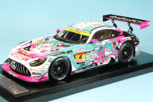 1/43 Spark メルセデスAMG W13 J.ラッセル バーレーンGP 1/43 Spark