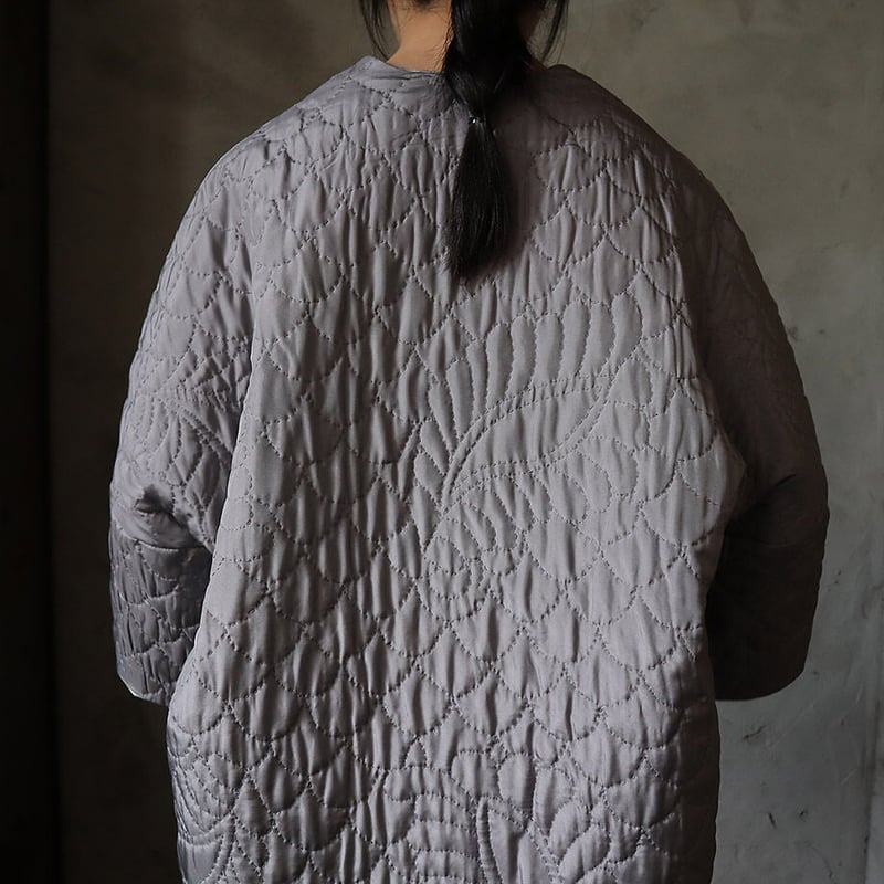 TOWAVASE silk quilt robe (gray) | nii-B | WEBSHOP