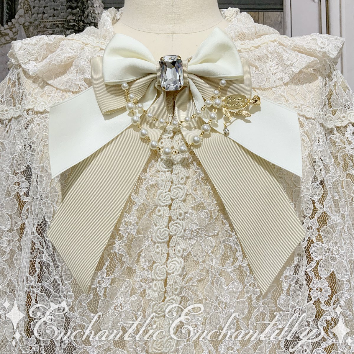 宝石箱パールリボンブローチ（生成） | Enchantlic Enchantilly onl