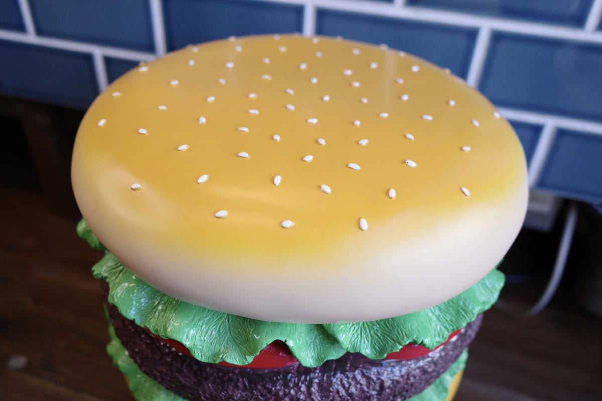 新品 ハンバーガー チェア STOOL 椅子 レジン製 HAMBURGER インテリア