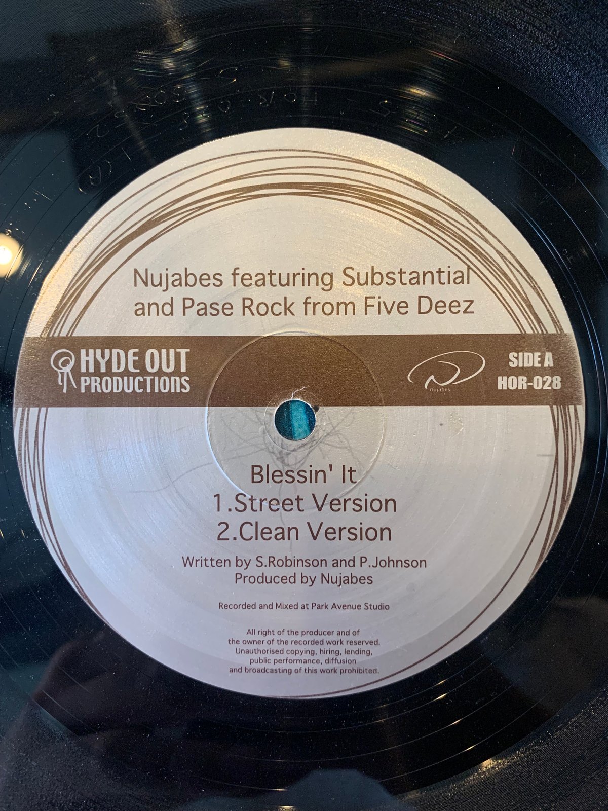 NUJABES / BLESSING IT | RECORD HOUSE WOODSTOCK