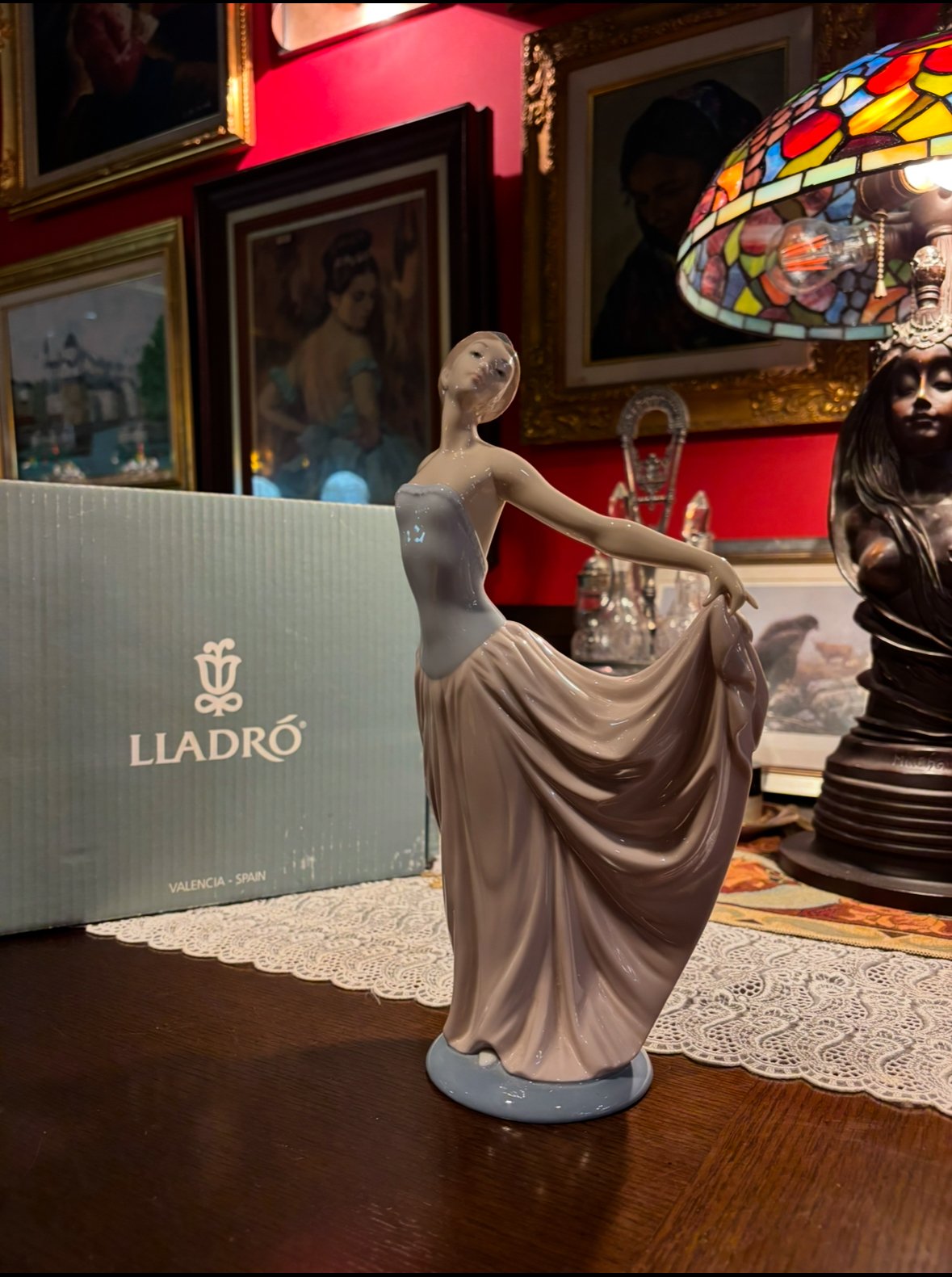 LLADRO(リヤドロ) 踊る少女 陶器人形 ※箱付き | アンティーク家具と