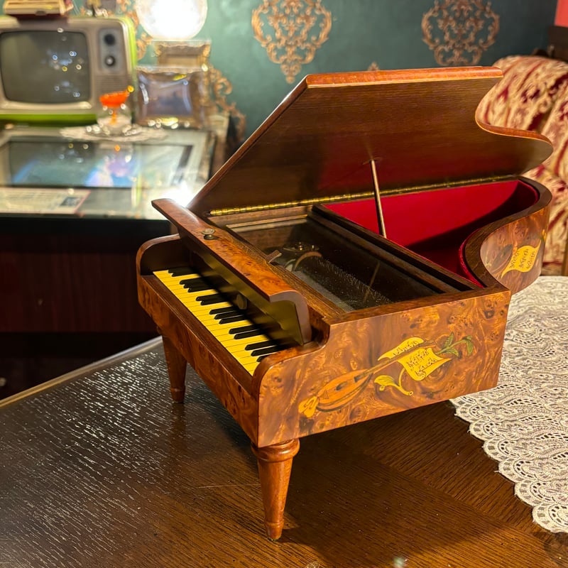 イタリア製 リュージュ 72弁 象嵌 ピアノオルゴール(Reuge