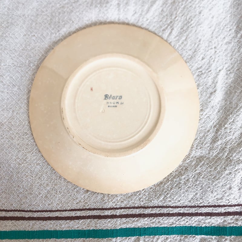 HBCM べアン クレイユモントロー バスク柄デザードプレート B フランス