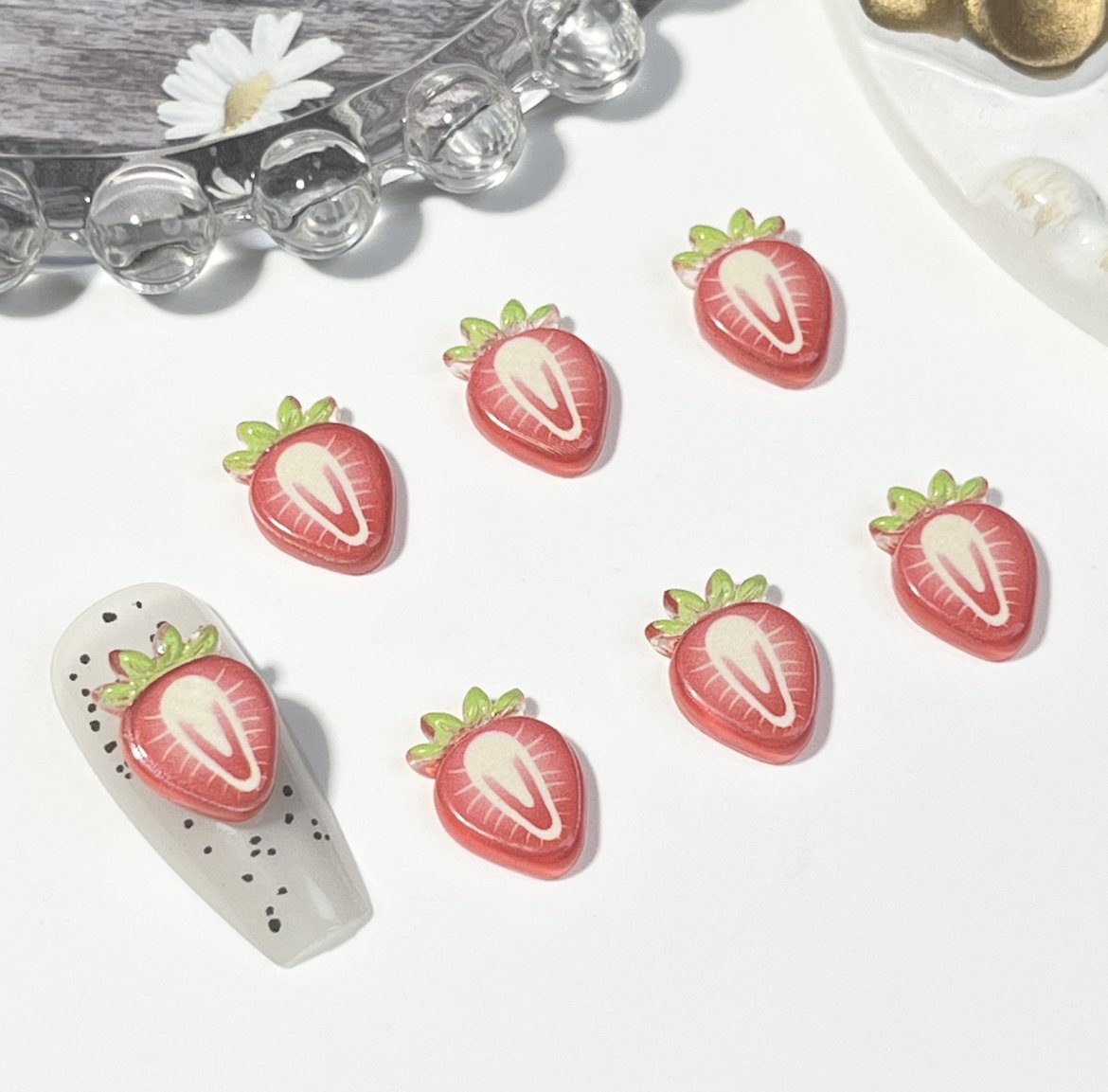 No．888 いちご ミニ パーツ ネイル | DECOPARTS SHOP はぴいちご