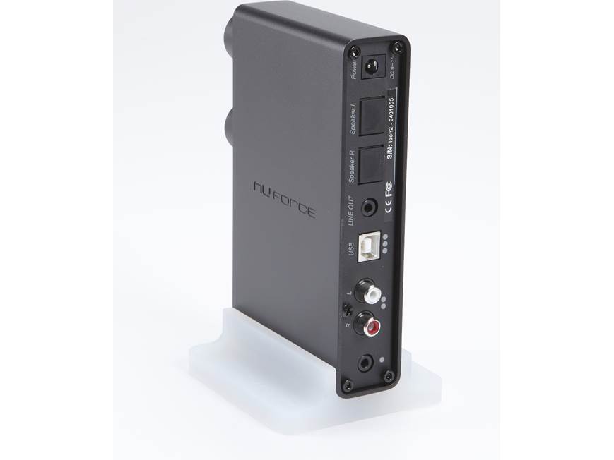 NuForce Icon 2 (Black) Desktop stereo integrated amplifier with