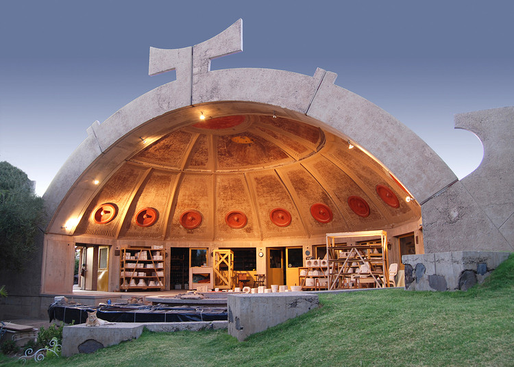 Spotlight: Paolo Soleri | ArchDaily