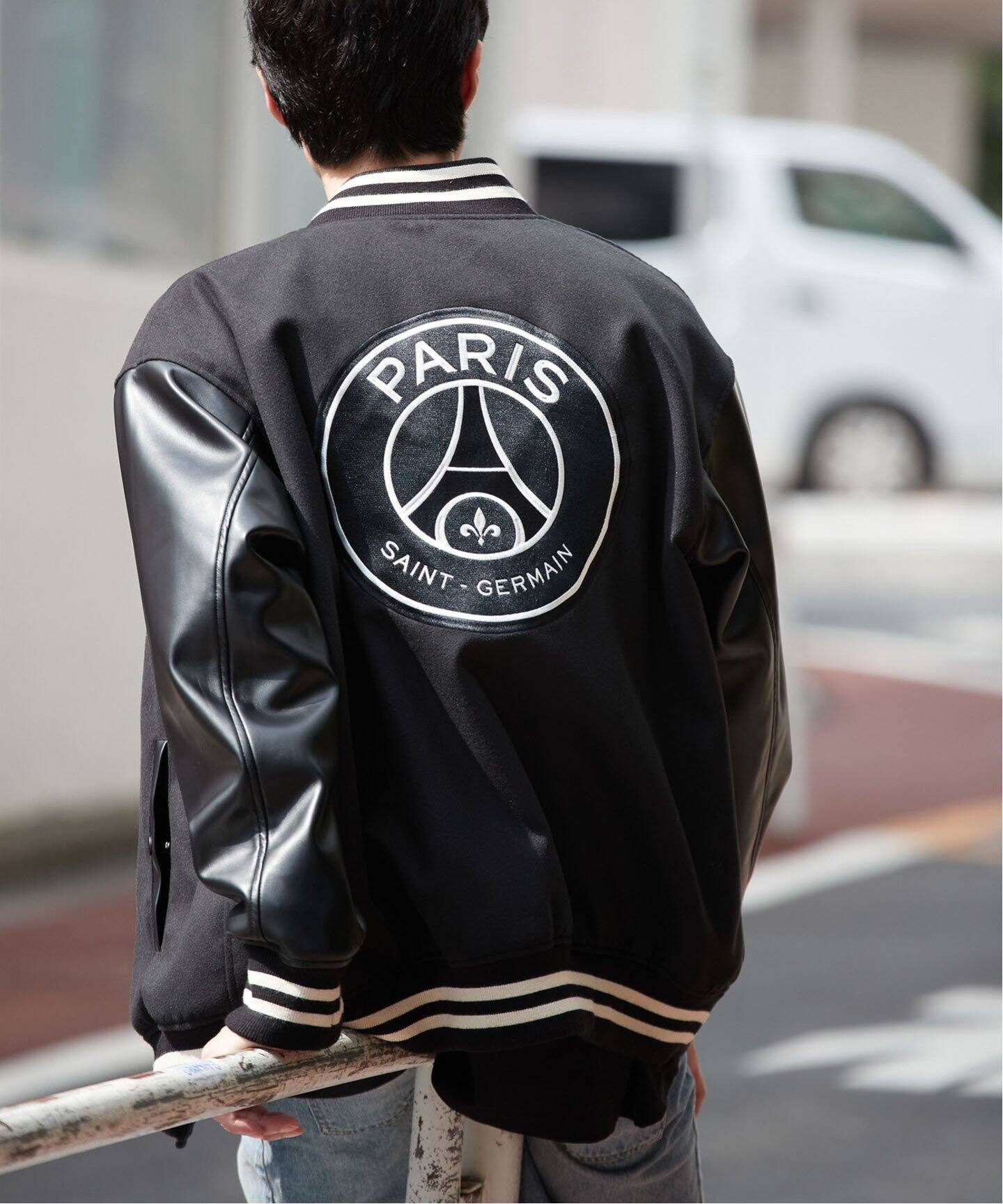 Paris Saint-Germain / パリ・サン＝ジェルマン】PSG VARSITY JACKET