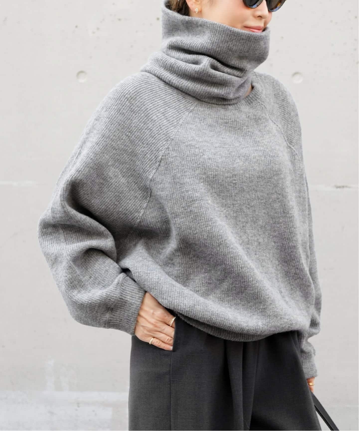 COGTHEBIGSMOKE/コグ ザ ビッグスモーク】ELLIS SWEAT KAI SNOOD