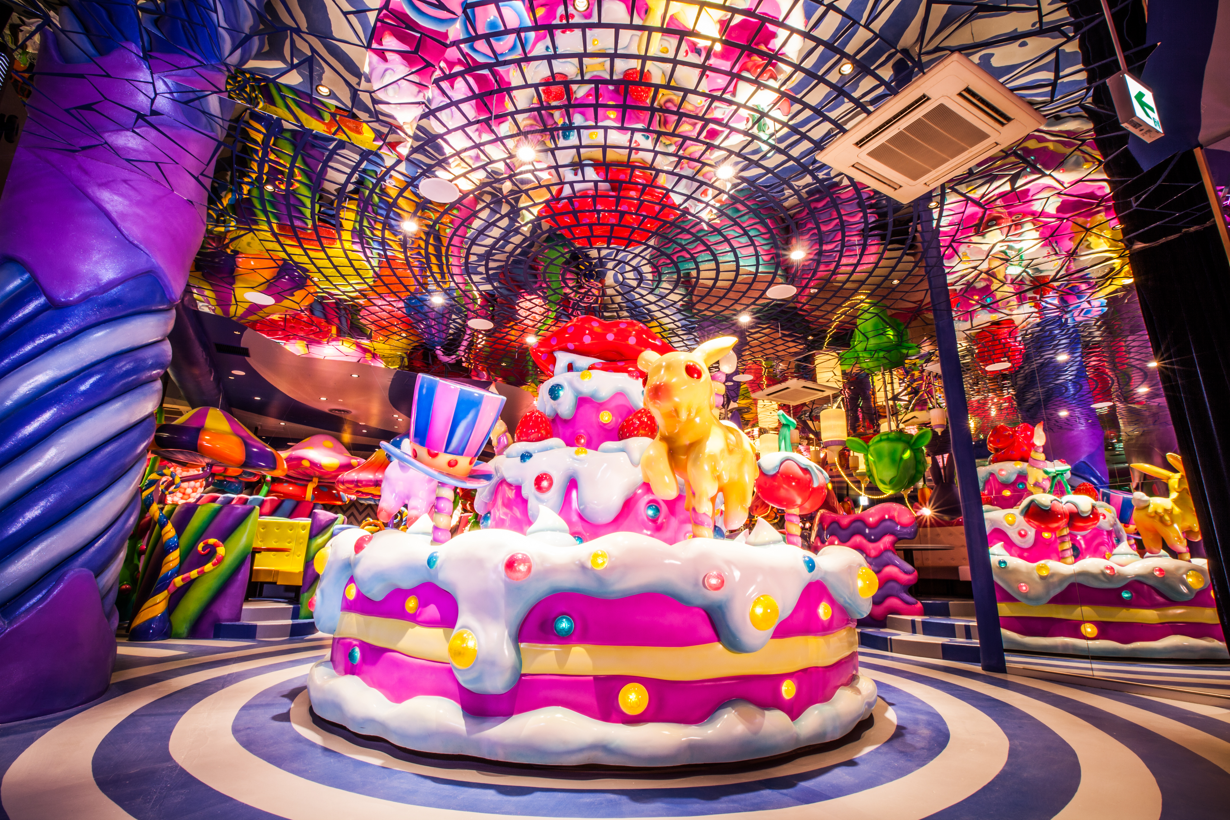 KAWAII MONSTER CAFE