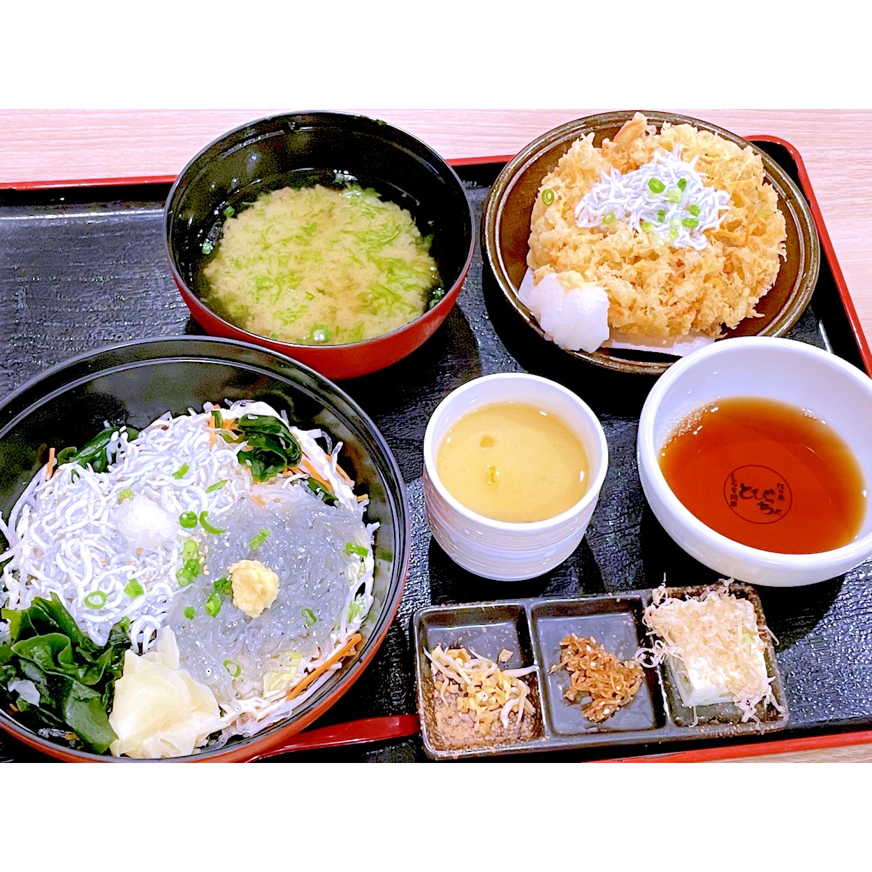 しらす問屋 とびっちょ 参道店(藤沢市その他/その他グルメ