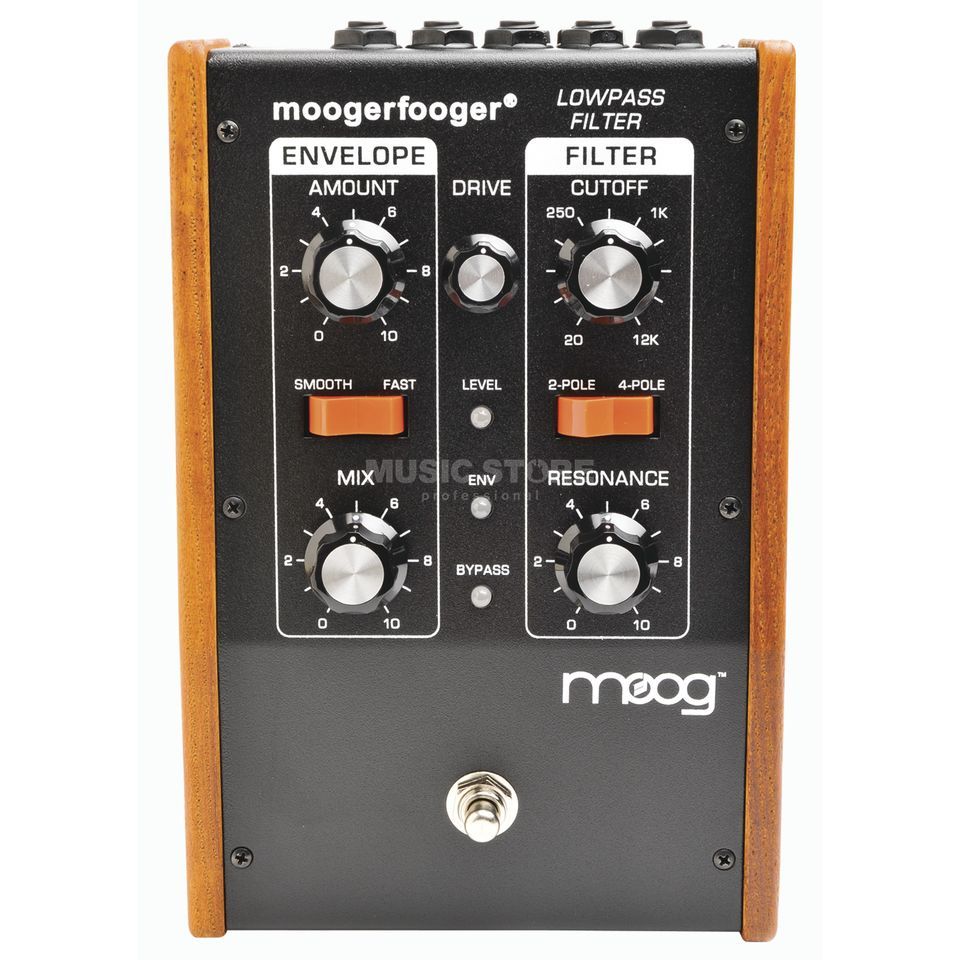 Moog MF-101 Moogerfooger Lowpass Filter | United Kingdom