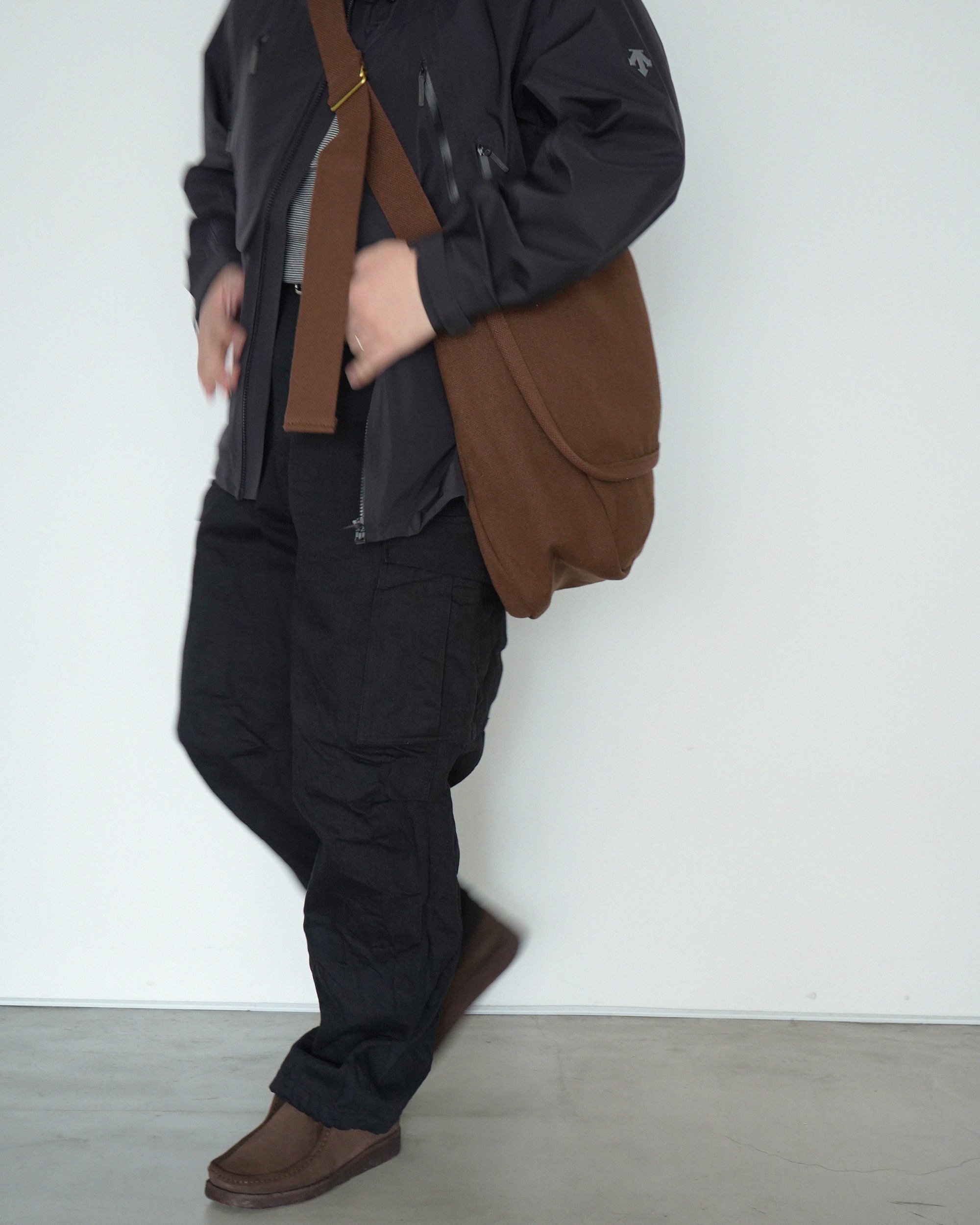 COMOLI ヘンプダック ショルダーバッグ — TF Blog