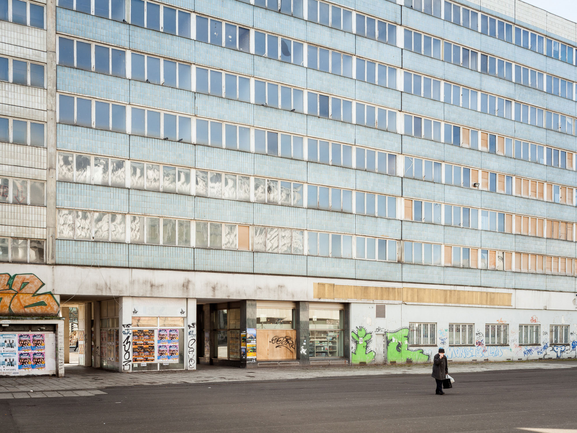 Die zweite Heimat — Peter Bialobrzeski Peter Bialobrzeski is one