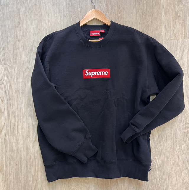 Supreme Box logo Crewneck Black Size L - NEW | BESTSELLER MILANO
