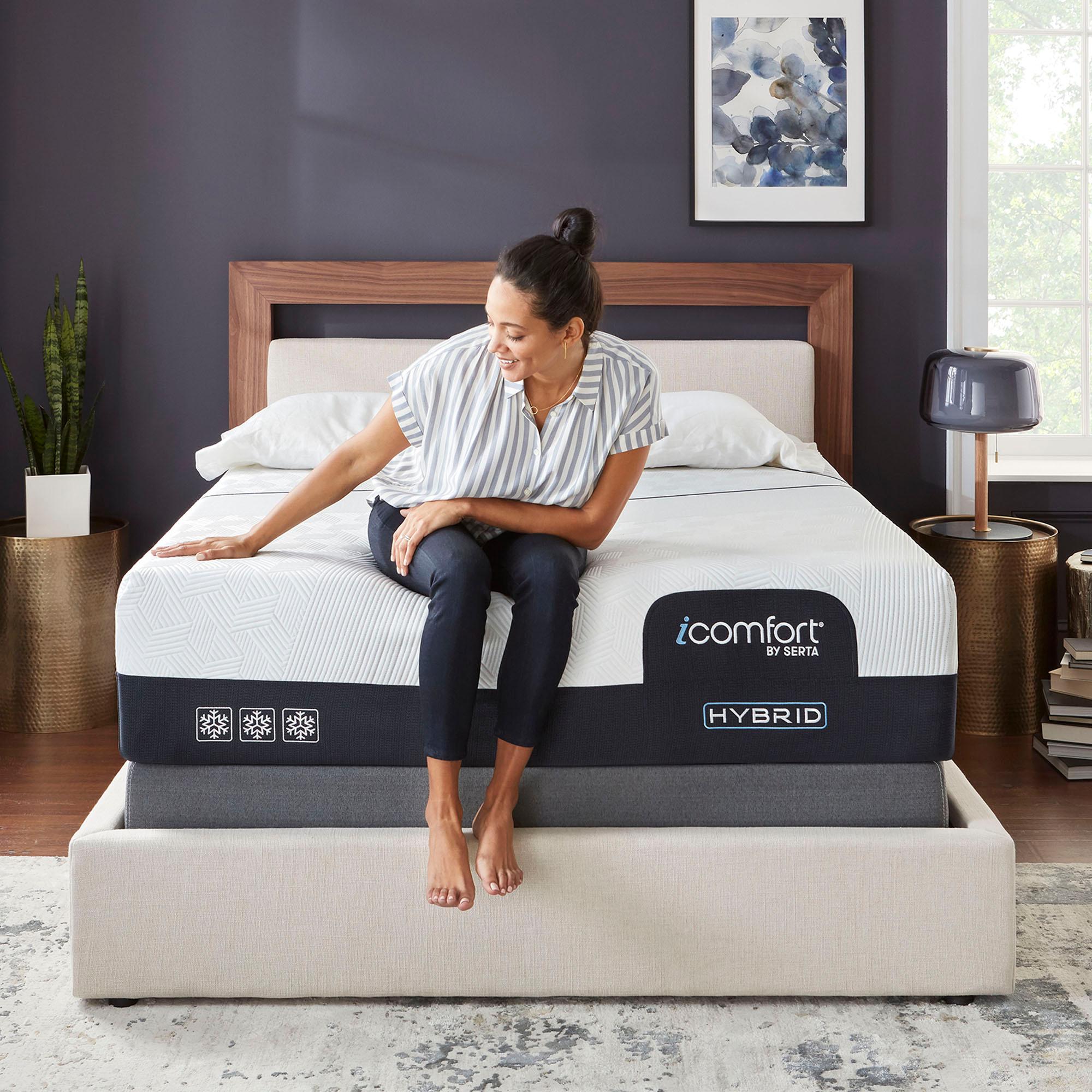 SERTA iComfort CF 3000 13.5