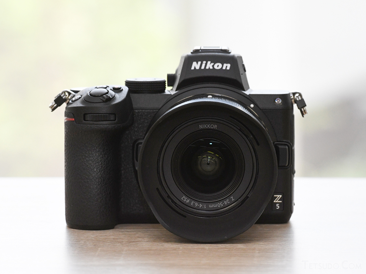 軽くて高画質なミラーレスカメラ、「ニコン Z5」の実力を鉄道撮影で