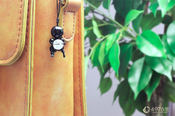 天眼石・白虎水晶 ストラップ よくなるん ｜ 天然石通販の4976堂