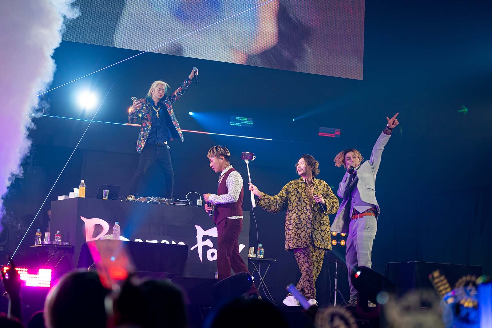 レペゼンが重大発表 代々木第一体育館ライブでファンどよめく - モデル