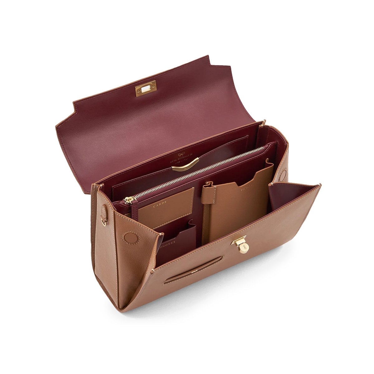 いつだって、中身はスマートに。【アニヤ・ハインドマーチ】のバッグ